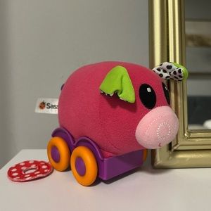 Like New - Sassy Pig with Pull Cord Toy